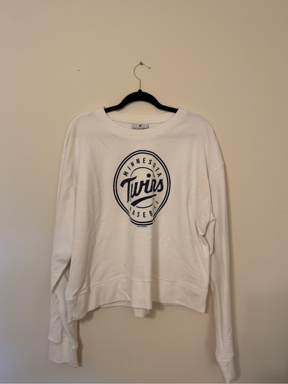 Minnesota Twins White Graphic Crewneck Sweatshirt